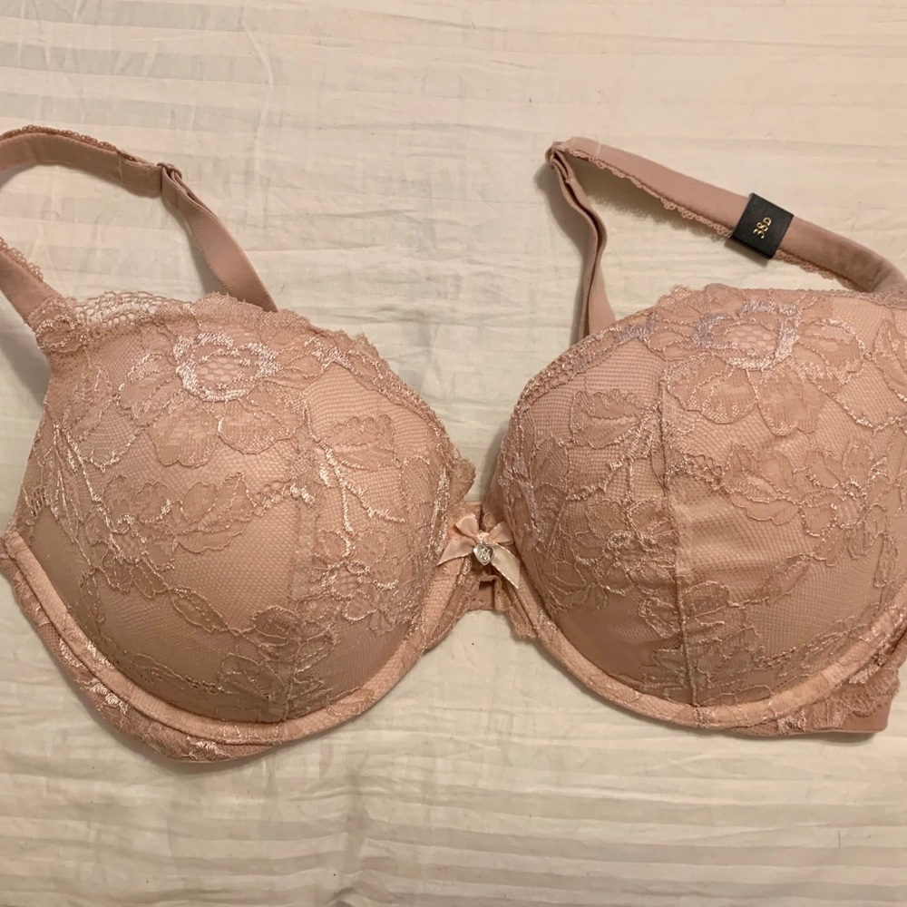 Victoria’s Secret Body by Victoria push up bra.